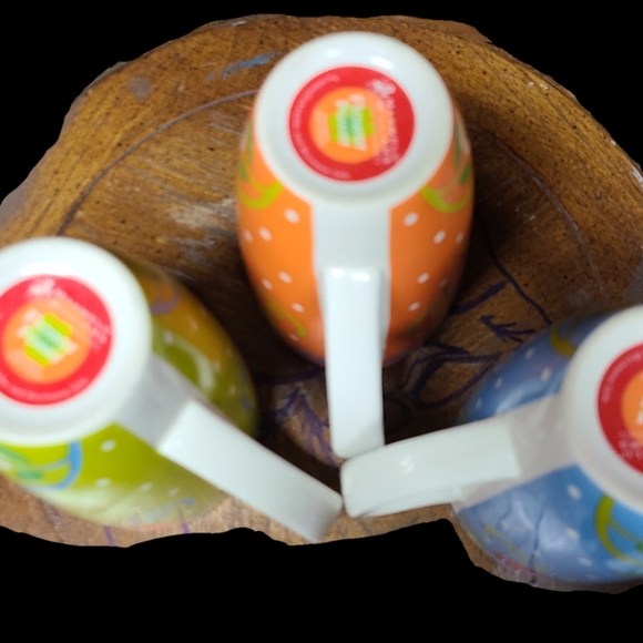 Set of Three Flower Power Mugs Cups - Picture 3 of 4